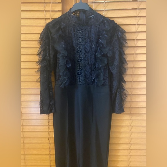 Elegant Black Jumpsuit - Picture 5 of 8